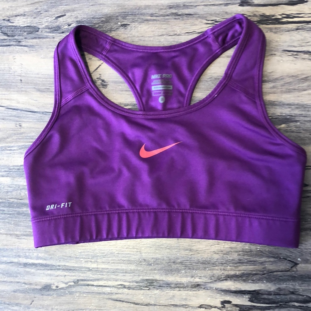 💕3/$40💕Nike Pro Women's Purple Sports Bra